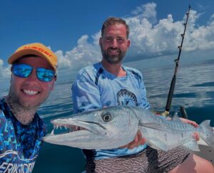 miami charter pesca con alojamiento